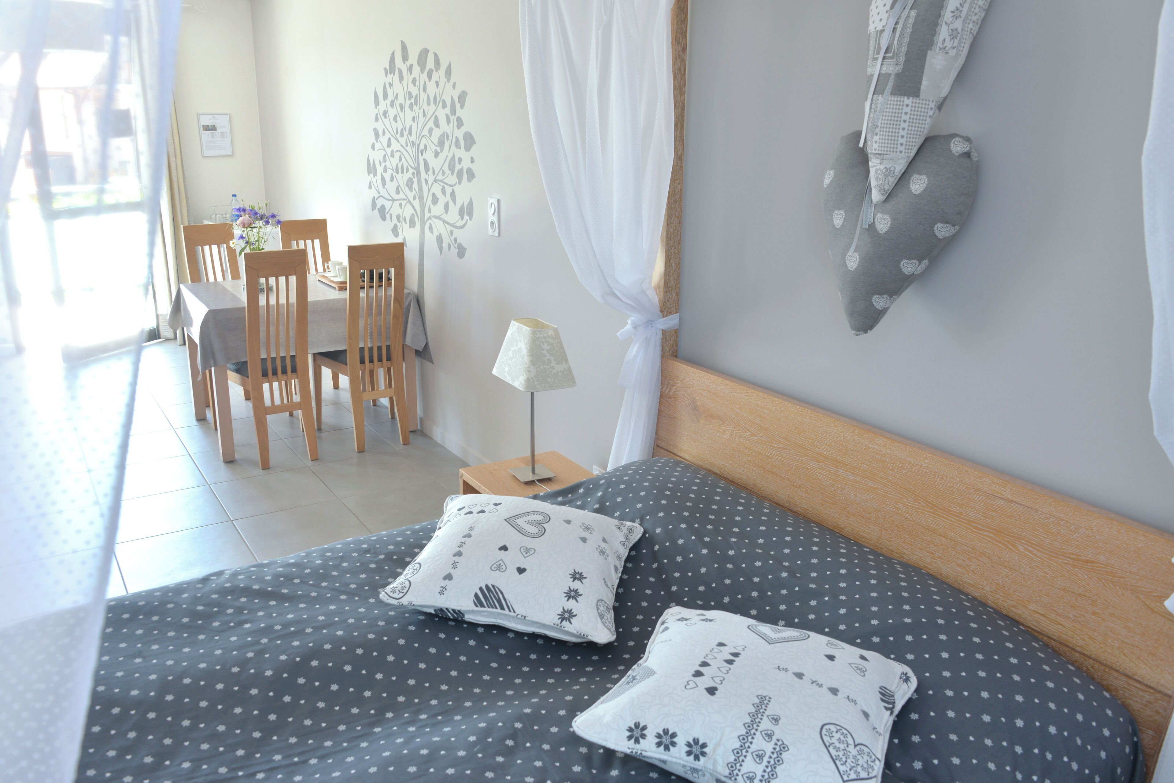 Phòng tiện nghi đơn giản, quang cảnh vườn nho | Màn/rèm cản sáng, phòng cách âm, truy cập Internet không dây miễn phí 