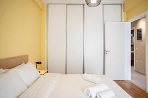 2 slaapkamers, een bureau, een strijkplank/strijkijzer, gratis wifi