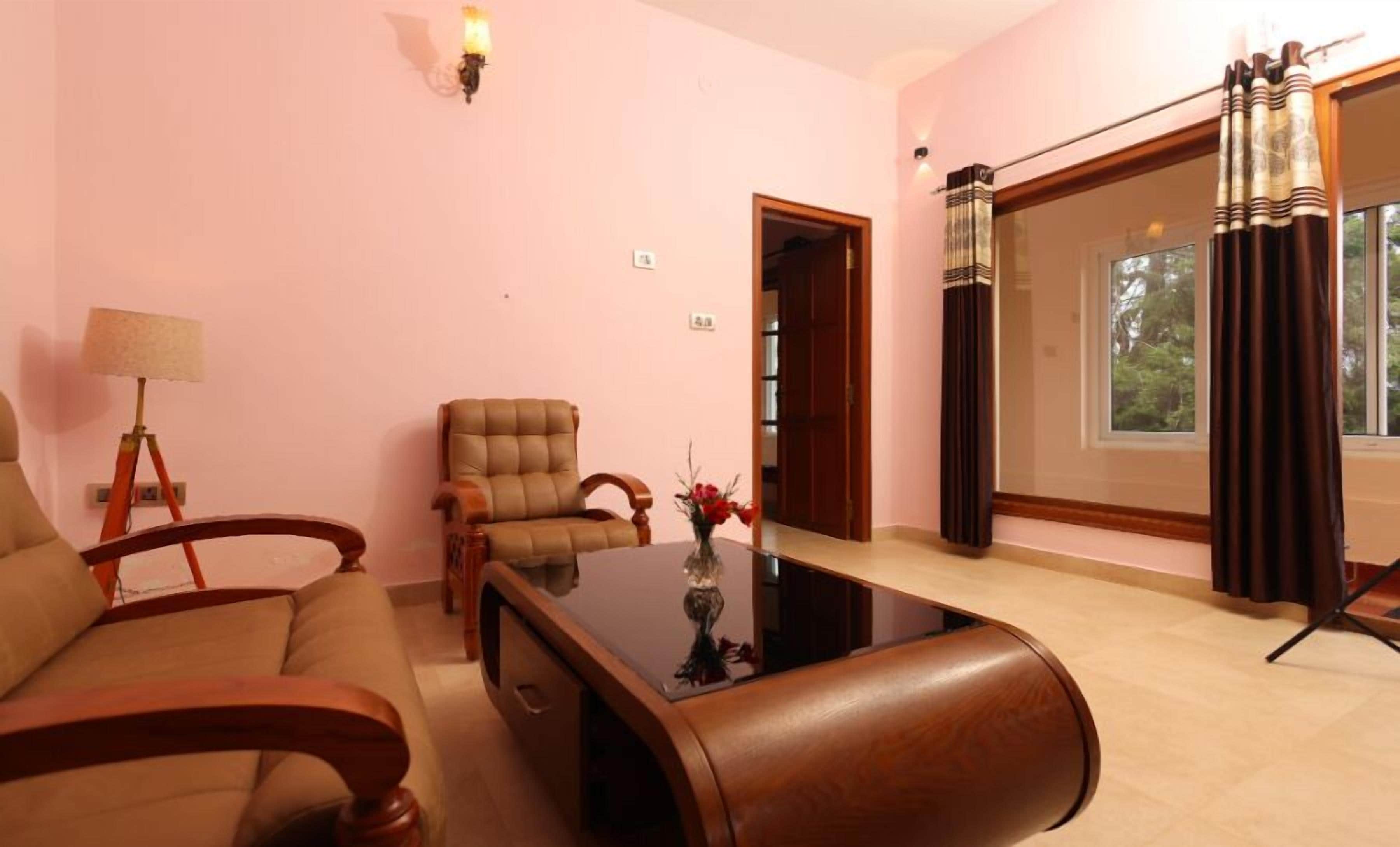 スタジオスイート ガーデンビュー | デスク、ノートパソコン用作業スペース、WiFi (無料)