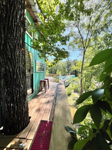 Treehouse with golf cart in Shepherd - near Lake with wild alligators