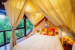 Superior Loft, Garden View | 1 bedroom, in-room safe, free WiFi