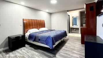 Enkeltrom – comfort, bakgårdsutsikt | Skrivebord, skrivebord for bærbar PC og wi-fi (inkludert)