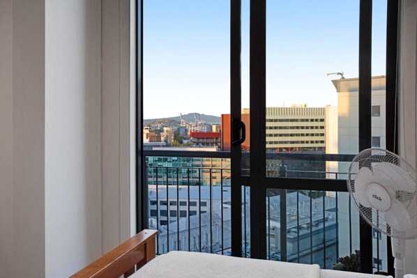 Interior - Cityscape Delight with Skyline View | Free Parking (Auckland CBD)