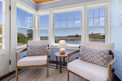 Causeway Cottage, waterfront authentic Maine