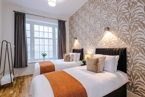 2 makuuhuonetta, silitysrauta/-lauta, internet, vuodevaatteet