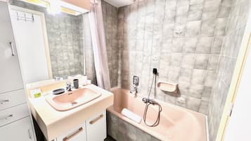 Hair dryer, towels