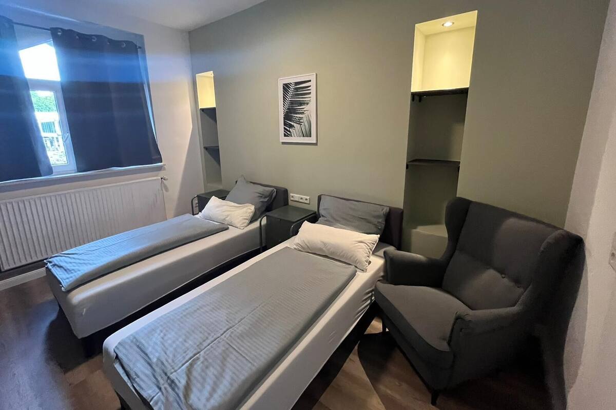 Klassiek appartement, 3 slaapkamers, keuken | 3 slaapkamers, verduisterende gordijnen, gratis wifi