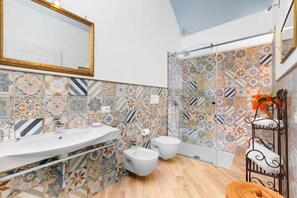 Haartrockner, Handtücher