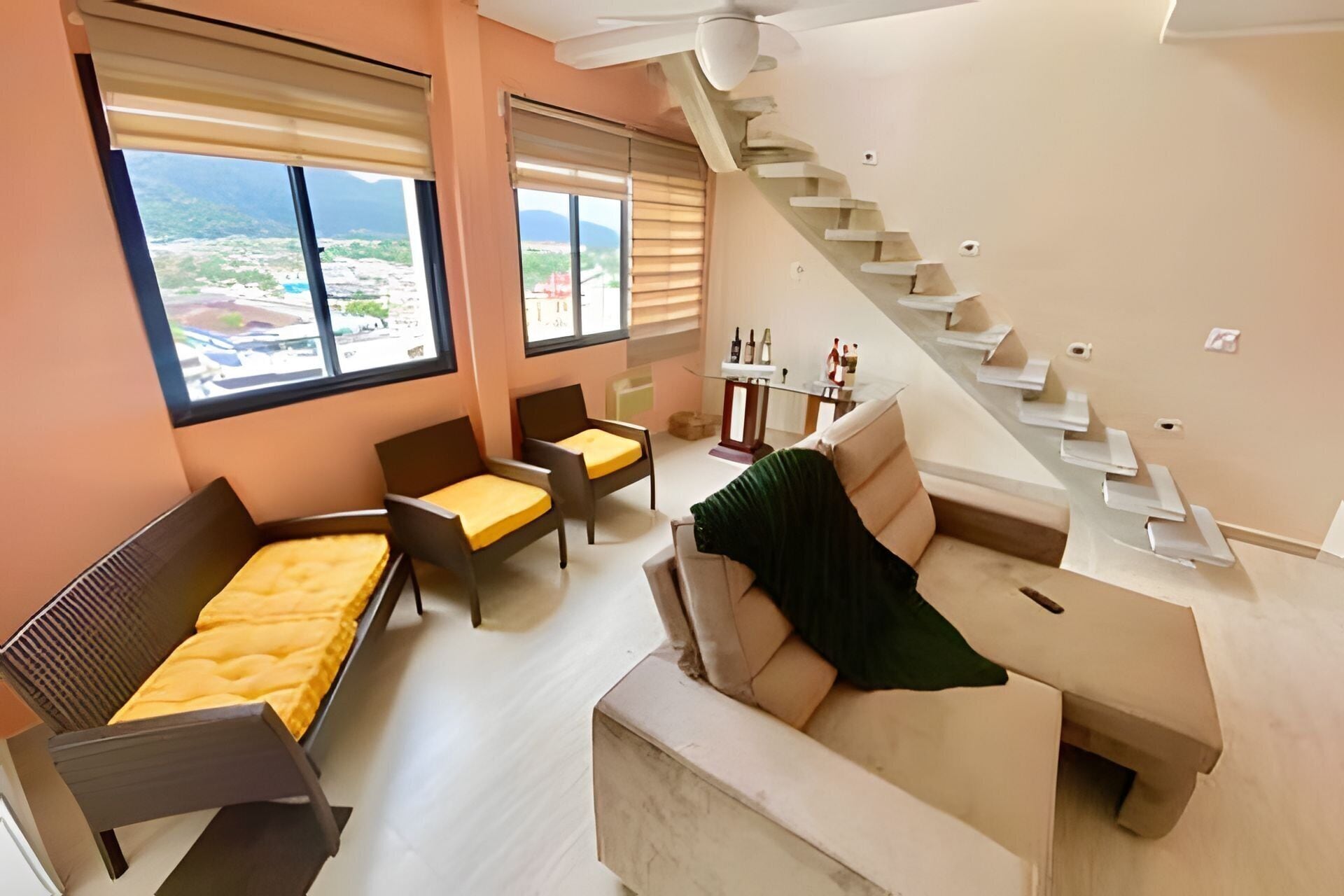 Apartamento | Área de estar | TV