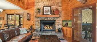 New! Riverfront Retreat Sleeps 12 Ellijay