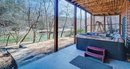 New! Riverfront Retreat Sleeps 12 Ellijay