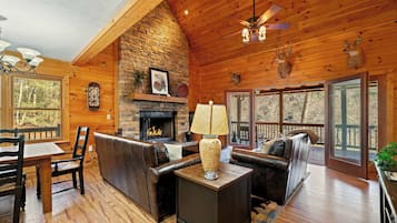 Cabin, Multiple Beds, Hot Tub, Mountain View (Peace of Paradise) | Living area | 42-inch flat-screen TV with digital channels, fireplace