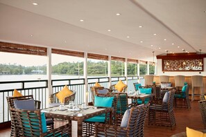 Interior - Houseboats By DAE Colombo (Piliyandala)