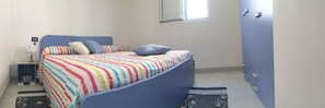 2 chambres, fer et planche Ă repasser, Wi-Fi, draps fournis