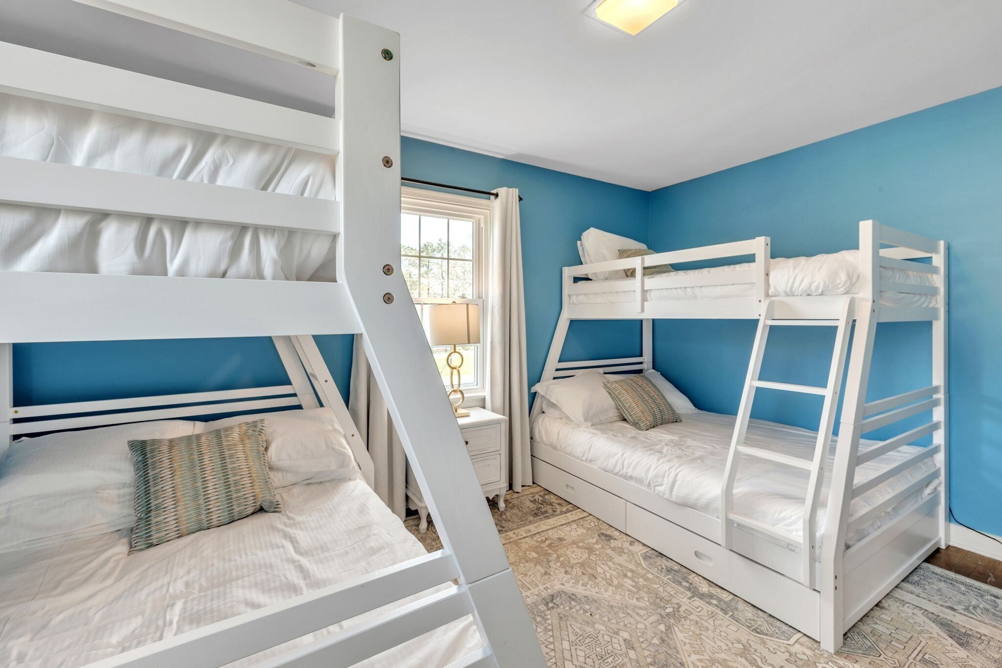 4 多间卧室、WiFi