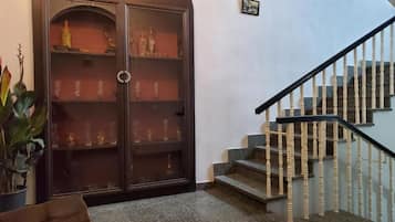 Minibar, individually decorated, individually furnished, desk