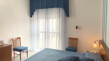 Comfort Double or Twin Room, Balcony | In-room safe, desk, laptop workspace, blackout curtains