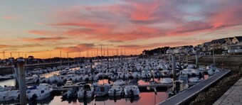 Vacation rental 2 room apartment facing Etel harbor