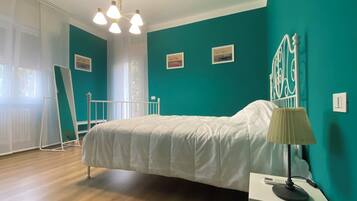 1 camera, Wi-Fi, lenzuola