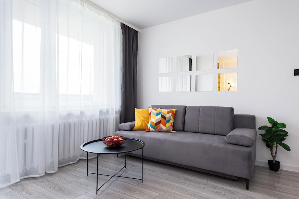 Family - by Kairos Apartments