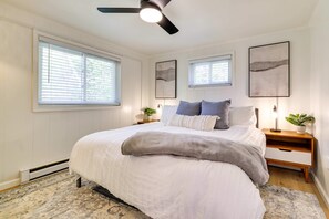 3 chambres, fer et planche à repasser, Wi-Fi, draps fournis