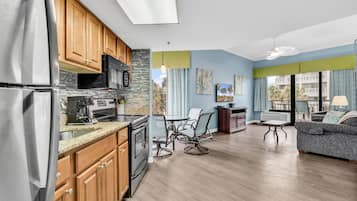 Standard Condo, 1 Bedroom, Balcony, Beach View | Private kitchen | Fridge, microwave, oven, stovetop