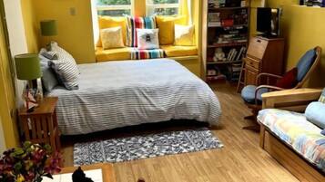 1 chambre, fer et planche Ă repasser, Wi-Fi, draps fournis