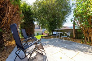 Terrace/patio - Erin's Cottage in Merthyr Tydfil (Merthyr Tydfil)