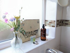 Cottage | Interior - Erin's Cottage in Merthyr Tydfil (Merthyr Tydfil)