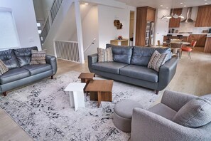 Smart TV, fireplace, table football, ping pong