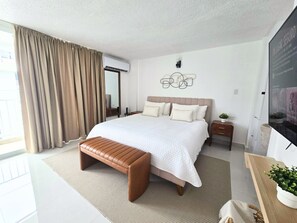 1 chambre, bureau, fer et planche à repasser, accès au Wi-Fi (inclus)