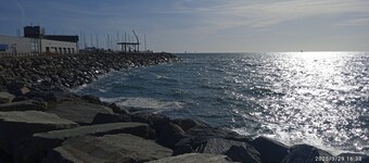 Apartament seaside view of the port of La Turballe beach shops nearby