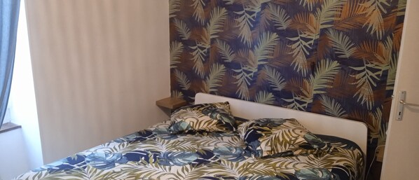 1 Schlafzimmer, Schreibtisch, Bügeleisen/Bügelbrett, kostenloses WLAN
