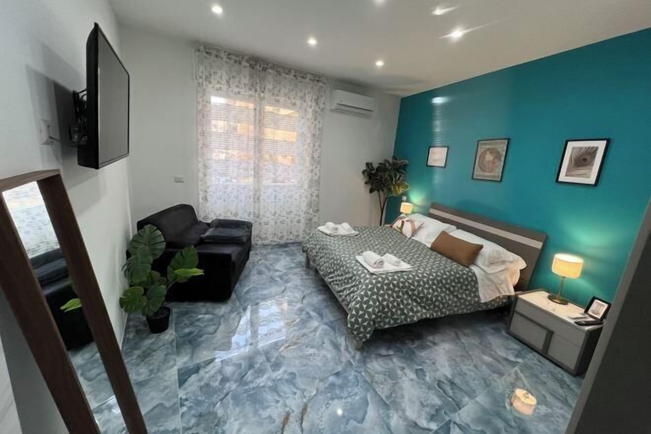 In-room safe, blackout drapes, iron/ironing board, free WiFi