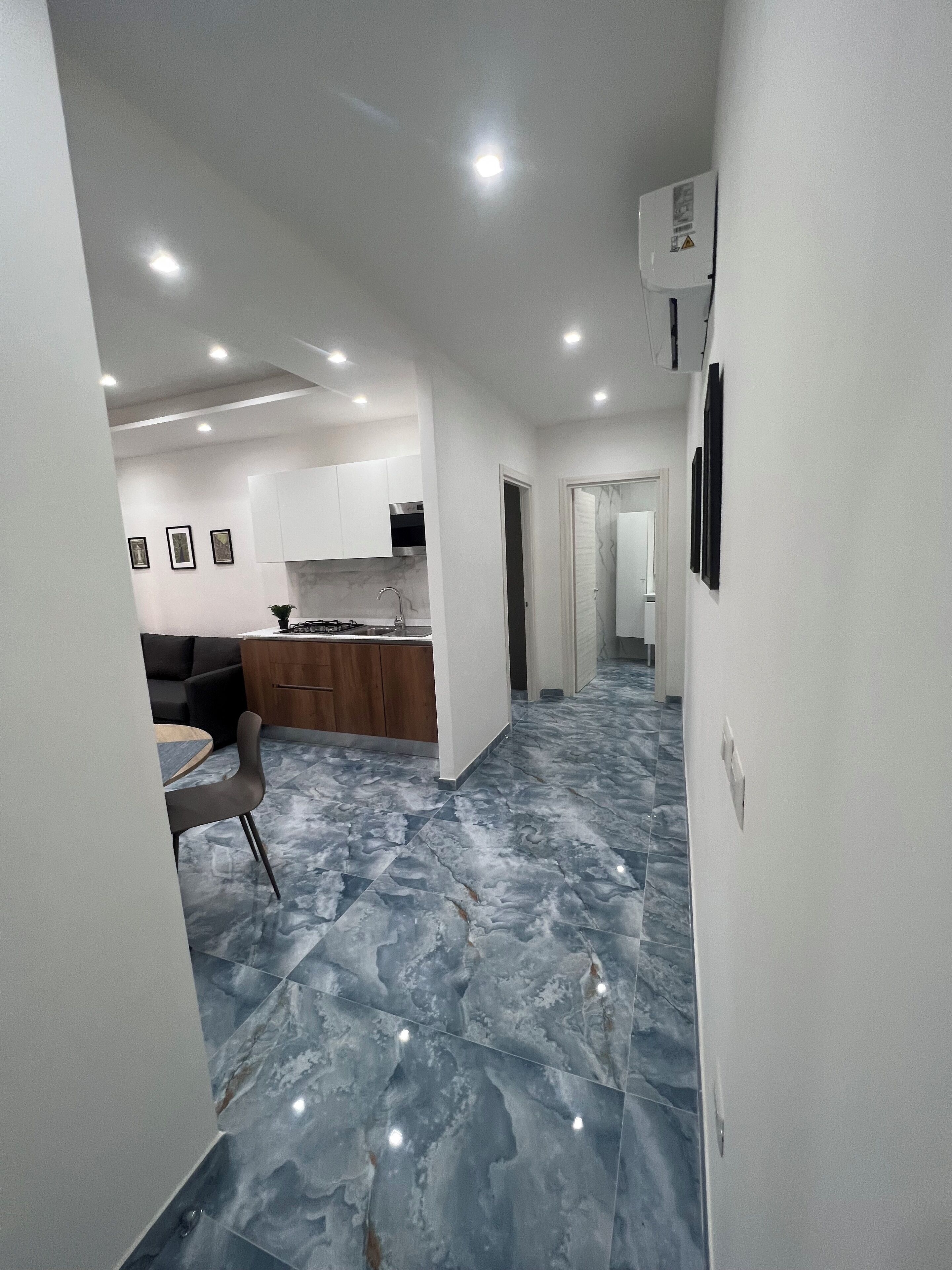 ดีลักซ์อพาร์  ทเมนท์, ห้องครัว | ตู้นิรภัยในห้องพัก, ผ้าม่านกันแสง, เตารีด/โต๊ะรีดผ้า, Wi-Fi ฟรี