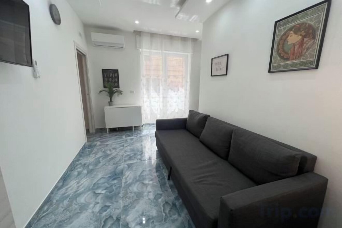 Living area | 42-inch TV with digital channels, Netflix, streaming services
