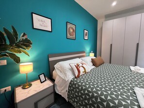 Deluxe Apartment, Kitchen | In-room safe, blackout drapes, iron/ironing board, free WiFi - Borgo 1313 Napoli (Naples)