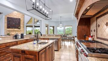 House, Multiple Beds, Pool Access, Pool View (Piece of Haven ) | Private kitchen | Fridge, microwave, oven, stovetop