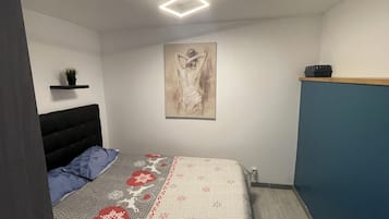 1 Schlafzimmer, Bügeleisen/Bügelbrett, WLAN, Bettwäsche