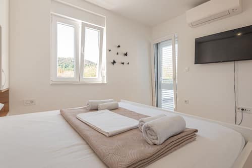 House (Three Bedroom Holiday Home) | 3 bedrooms
