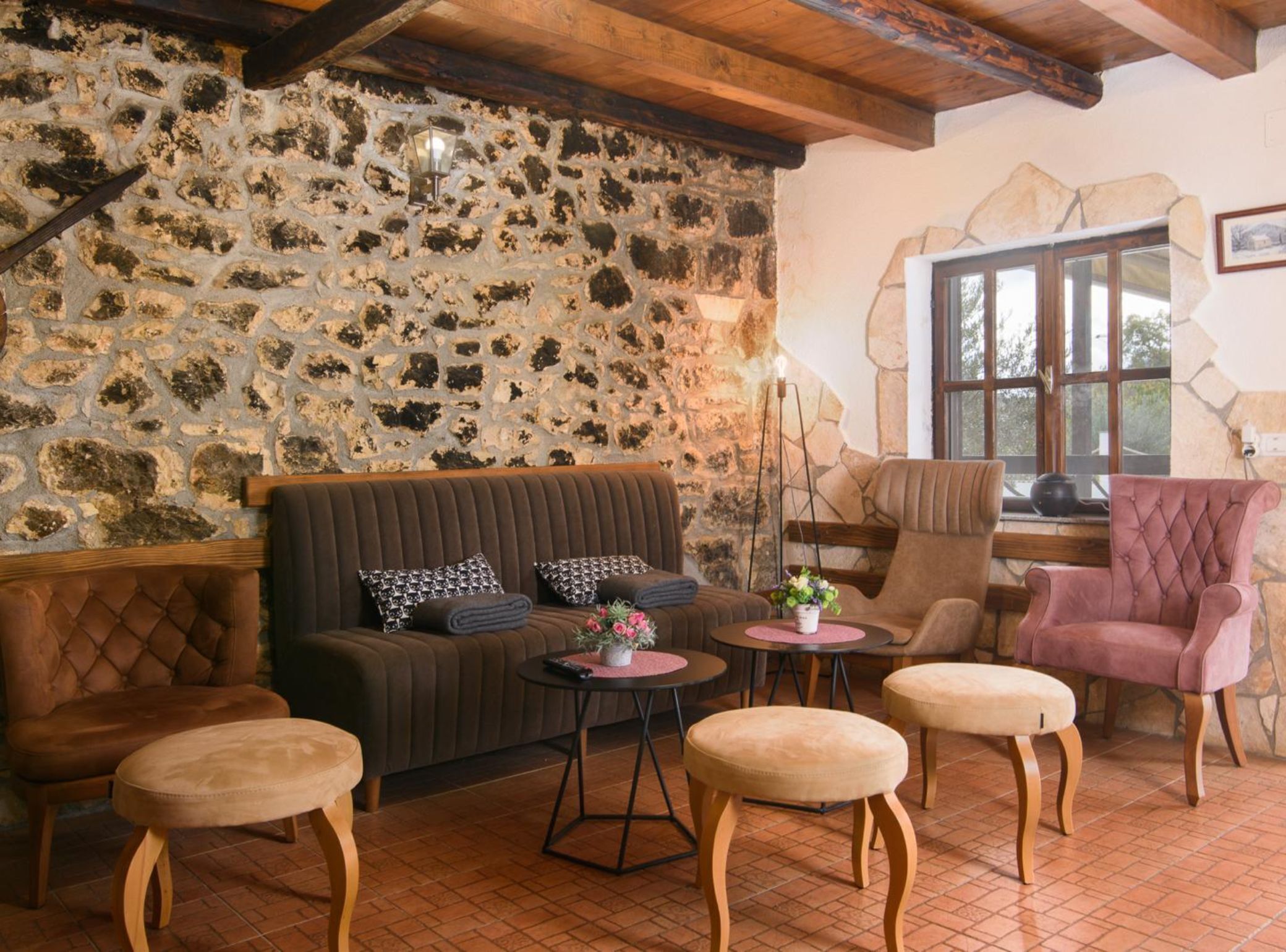 Villa (Vila Ive winter spa Podumci) | Living room | 32-inch flat-screen TV with cable channels, foosball, table tennis