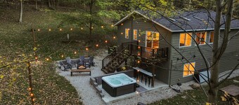 The Haven @ Hocking | Luxury Retreat, Hot Tub