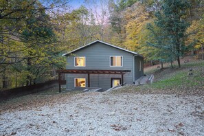 Exterior - The Haven @ Hocking | Luxury Retreat, Hot Tub (Rockbridge)