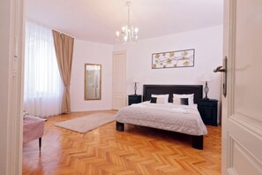 2 多间卧室、WiFi、床单