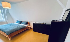 3 chambres, lit parapluie, Wi-Fi gratuit, draps fournis