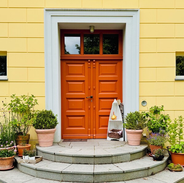 Exterior detail - Where nature begins - and everyday life ends. Arrive. Hello vacation! (Gingst)