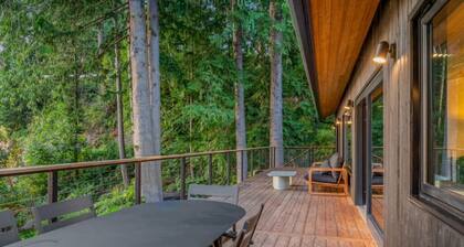 Chuckanut Beachfront Sanctuary