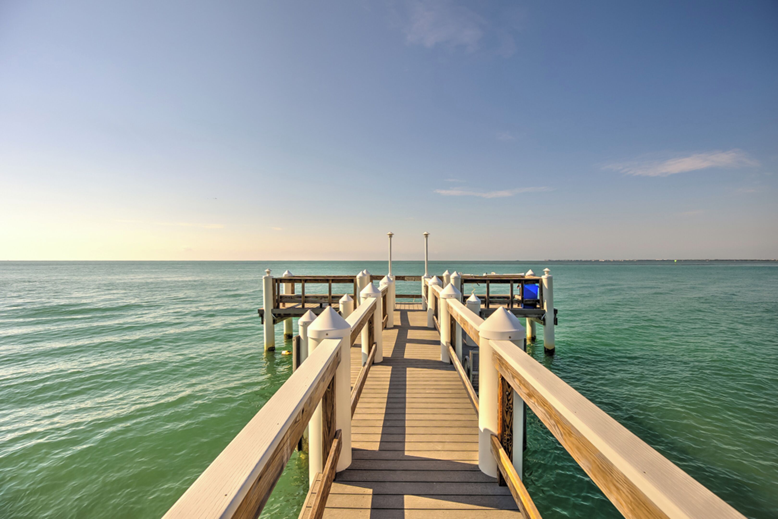 Key Colony Point Lighted fishing pier with underwater lights. Fi