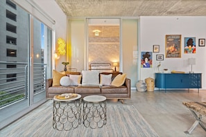 Apartment | 2 bedrooms - Stylish City Loft Downtown Steps to Bayfront Park (Miami)