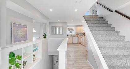 FULLY RENOVATED apt w/water views and deck near beach& marina